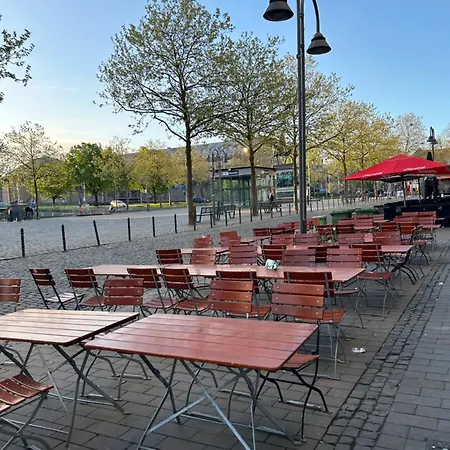 Villa Koeln City 아파트